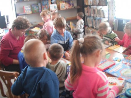 «Книжка на ладошке»