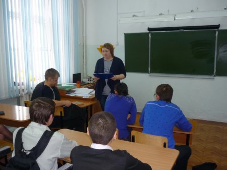 Вчитывайтесь в любимые стихи!