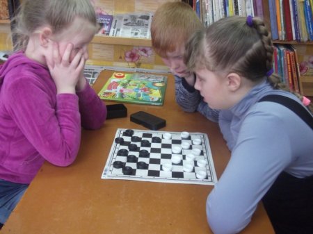 Настольные игры в библиотеке