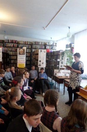 «Этих дней не смолкнет слава»