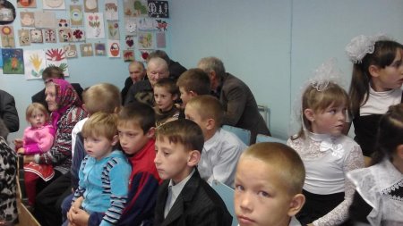 Целуем бабушкины руки