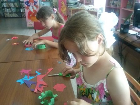 РОМАШКОВАЯ ПОЛЯНА