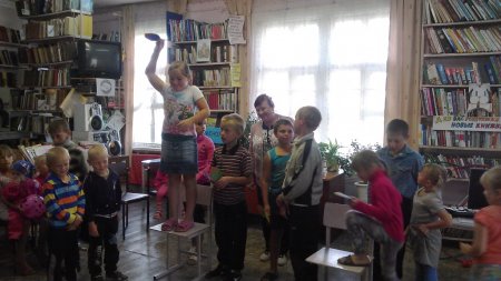 На рыбалке у реки