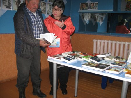 Дегустацию литературных новинок