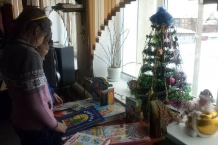 ПРАЗДНИК К НАМ ПРИХОДИТ