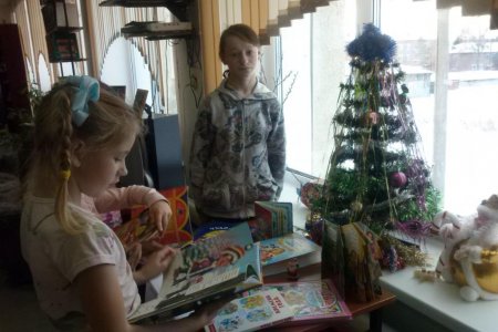 ПРАЗДНИК К НАМ ПРИХОДИТ