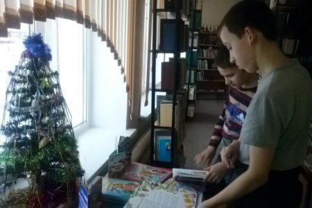 ПРАЗДНИК К НАМ ПРИХОДИТ