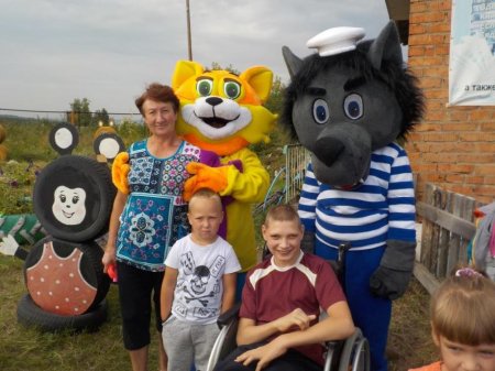 Разноцветная мозаика детства