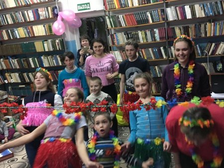 Вместе дружная семья