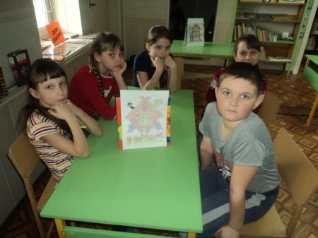 Сказка - ложь, да в ней намек, добрым молодцам урок.