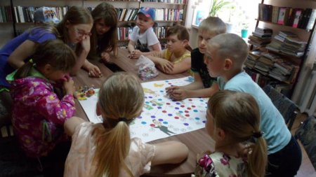 Солнышко на книжной странице