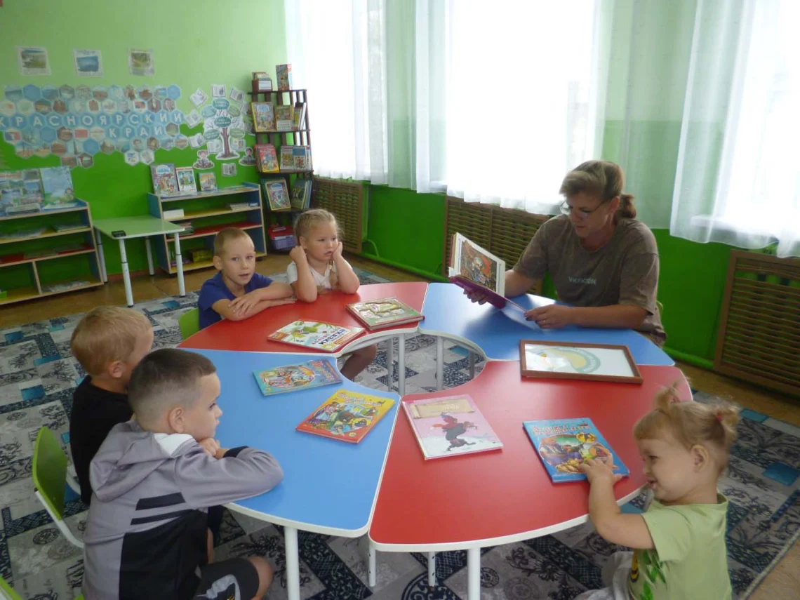 Книжка на ладошке
